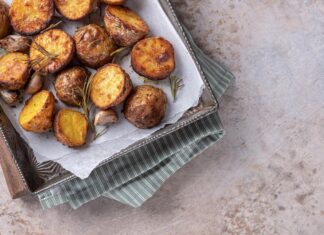 Вкусная картошка в духовке: секреты приготовления