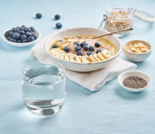 Похудение: Как приготовить овсянку на воде