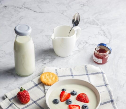 Завтрак из сметаны: идеи и рецепты