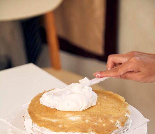 Легкий домашний торт за 30 минут