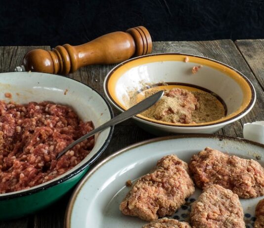 Блюда из свиного и говяжьего фарша