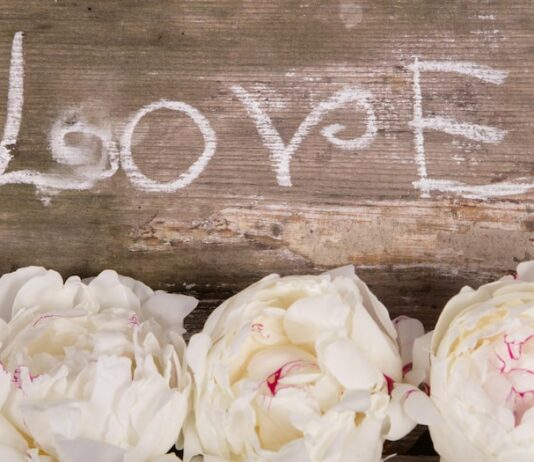 Поздравление со свадьбой: короткие слова от сердца