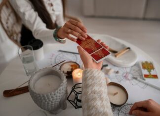 Придет ли он сегодня: гадание на будущее