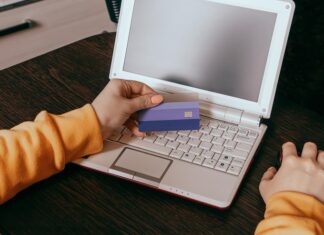 Отвязка карты от Wildberries на компьютере