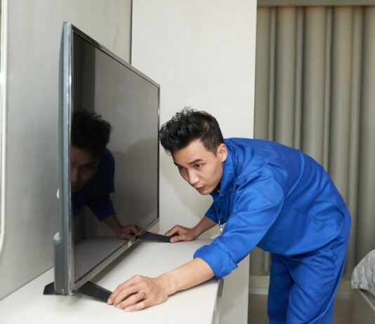 Сломанная матрица на телевизоре: как распознать