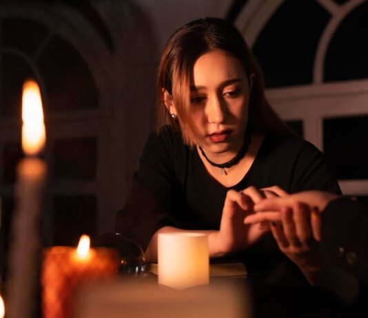 Приворот: как заставить парня написать прямо сейчас