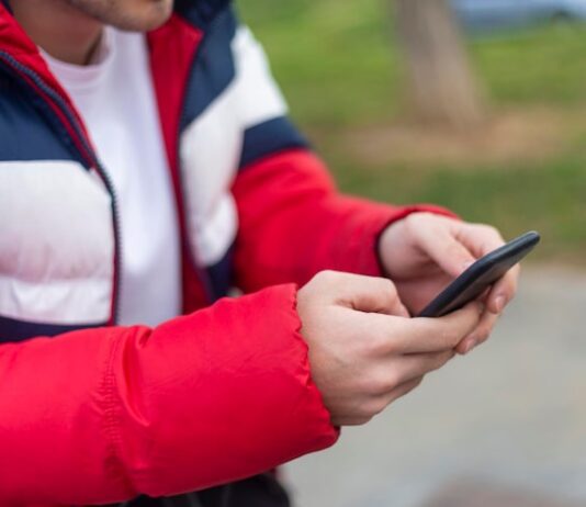 Отслеживание по фамилии и телефону в СДЭК