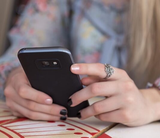 Освободите место на телефоне Honor