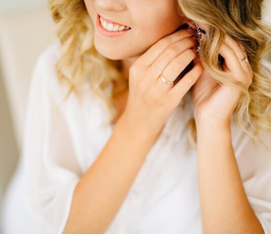 К чему снятся ювелирные украшения женщине