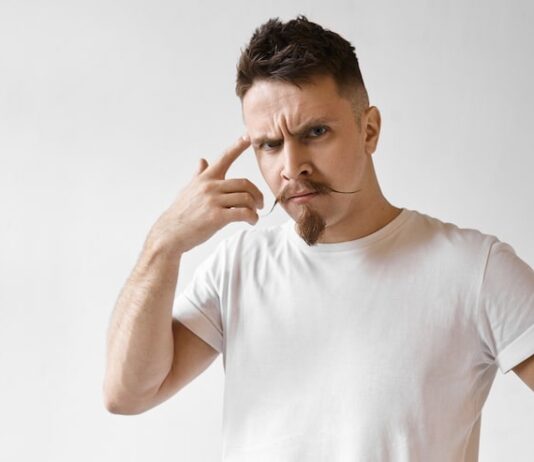Чешется переносица у мужчин: причины и способы лечения