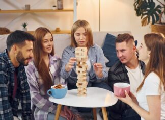 Игра на троих в реальной жизни