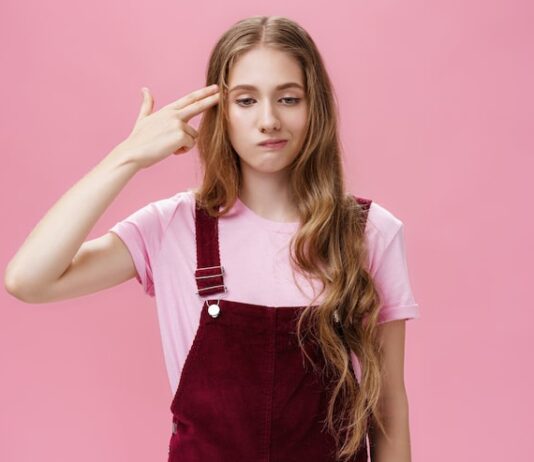 К чему снится коротко подстричься женщине