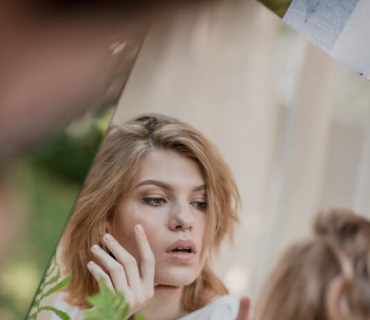 Комплименты девушке о красоте