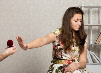 Расшифровка женских чувств: как понять, что она к вам испытывает