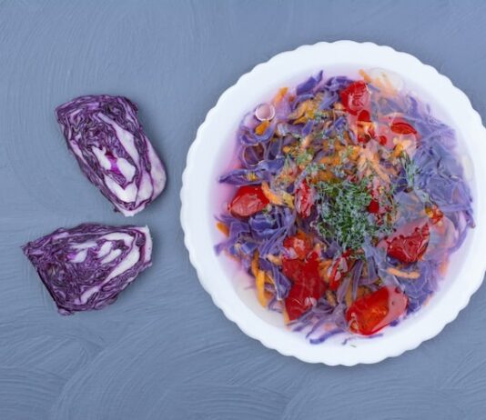 Салат на зиму из свеклы и моркови