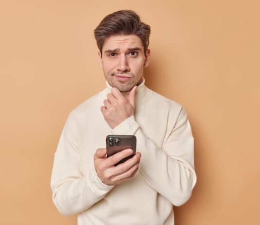 Как обратить внимание парня на ваши сообщения