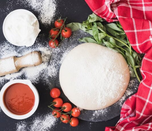 Пицца в духовке: рецепт дрожжевого теста