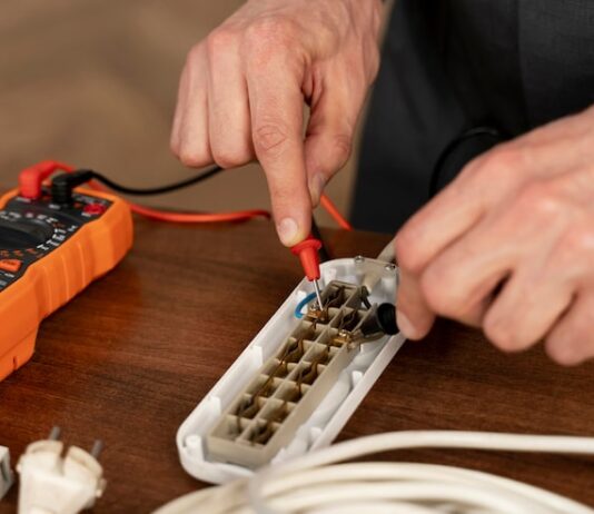 Подключение двигателя через конденсатор на 220 В