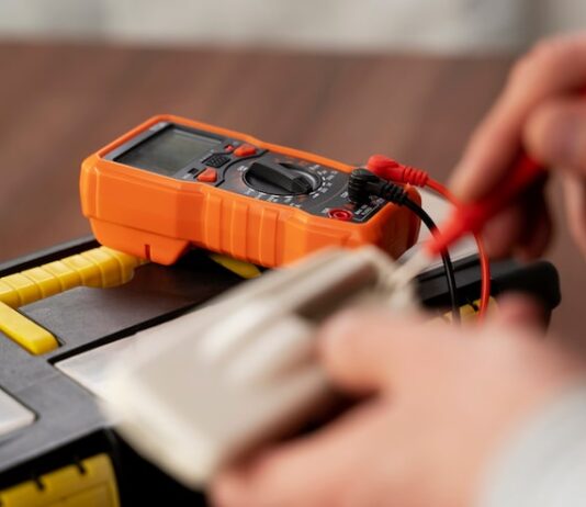 Измерение 220 Вольт Мультиметром