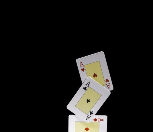 Туз Пентаклей и 2 Жезлов: Сочетание в Таро