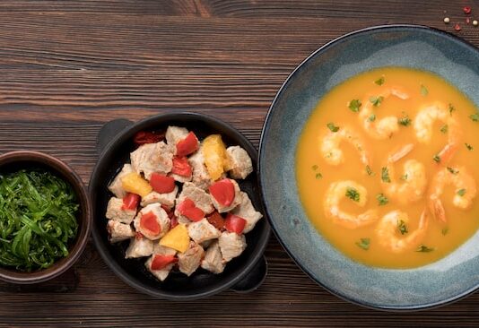 Уха из форели с рисом и картофелем