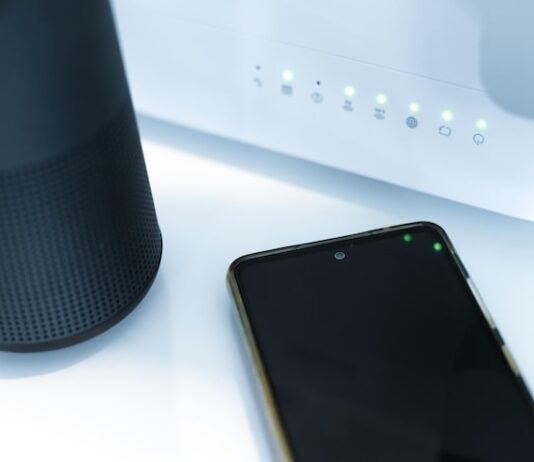 Цена подписки Алиса для Яндекс.Колонки