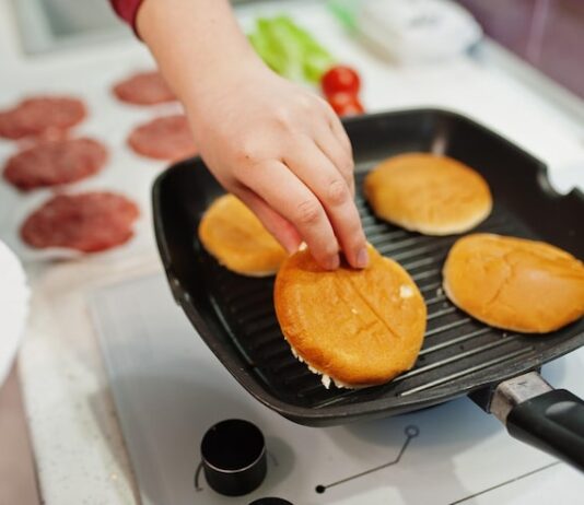 Приготовление оладий из свиной печени