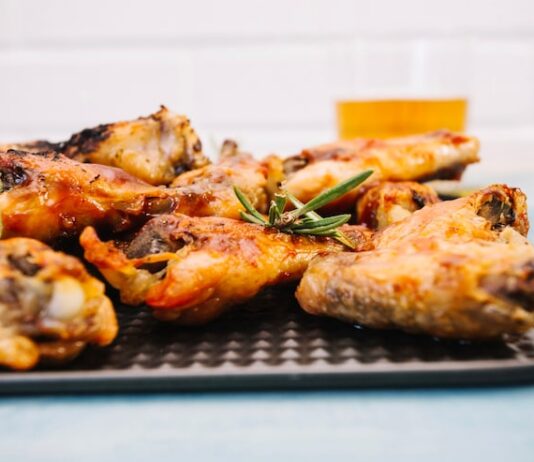 Маринование куриных крыльев для духовки