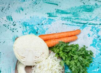 Фунчоза с морковью по-корейски и огурцом