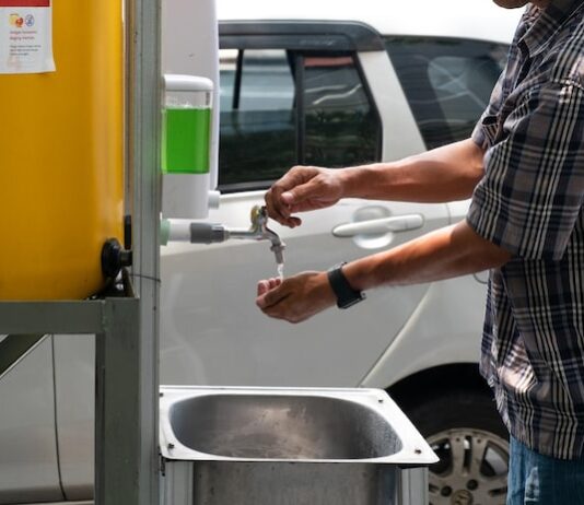 Как забрать заказ с постамата Ozon