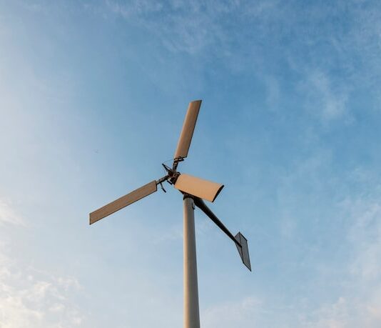 Создайте ветрогенератор на 220 В самостоятельно: Пошаговая инструкция