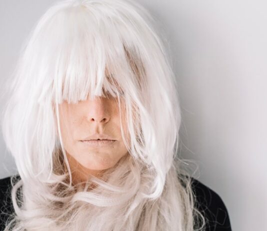 Примета седого волоса на голове