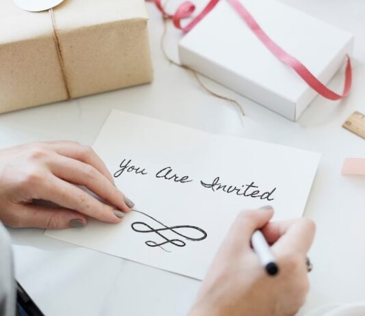 Как подписать с днем рождения