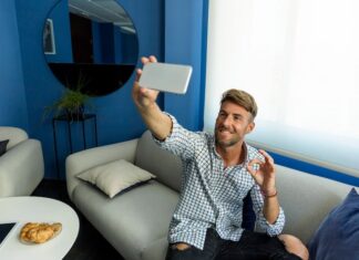 Трансляция с телефона на телевизор Xiaomi