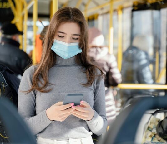 Активация денег на подорожнике в автобусе