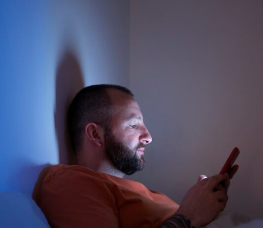 Что написать мужчине на ночь