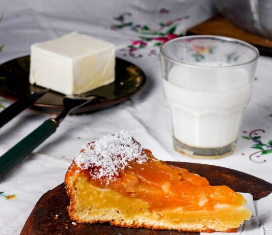 Торт «Рыжик» с заварным кремом