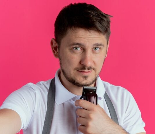 Растрепанная мужская прическа: пошаговое руководство