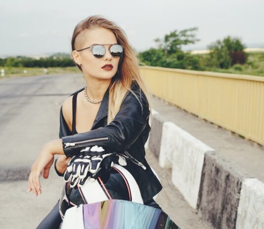 Подкаты к девушке: искусство общения