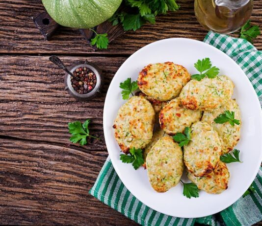 Куриные котлеты в духовке: рецепт