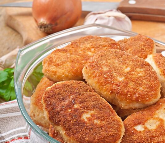 Сочные куриные котлеты из фарша