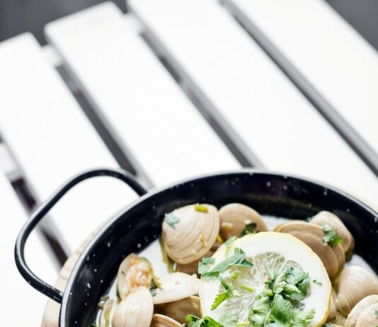 Классический жульен с грибами: рецепт