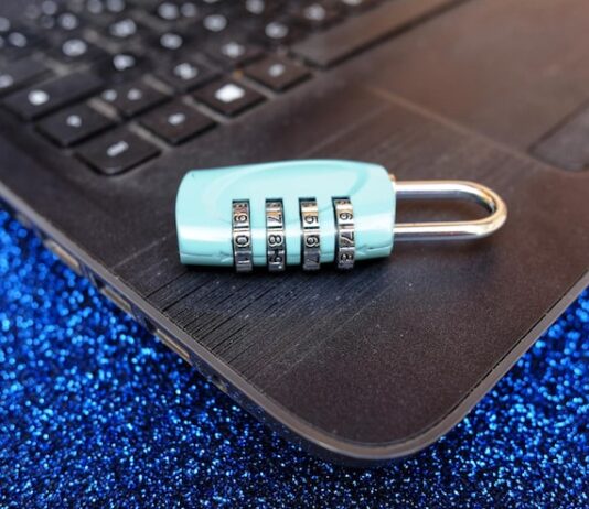 Что такое защищено сквозным шифрованием