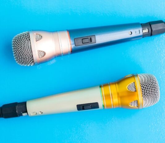Конденсаторный микрофон: преимущества и недостатки