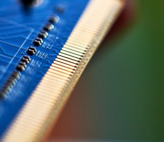 Характеристики транзистора P0903bdg на русском