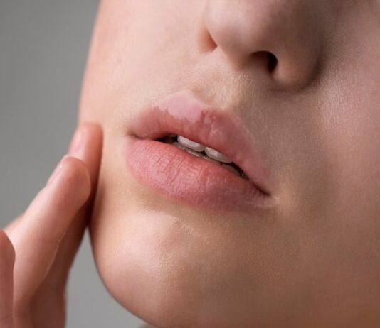 Заговоры от герпеса на губах