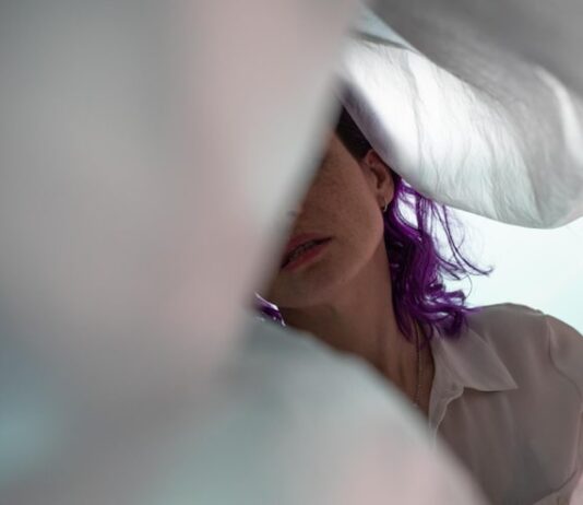 Видеть во сне больную женщину: толкование сна