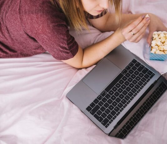 Как скачать фильм с Zona