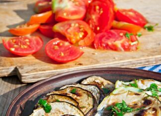 Курица с кабачками и баклажанами