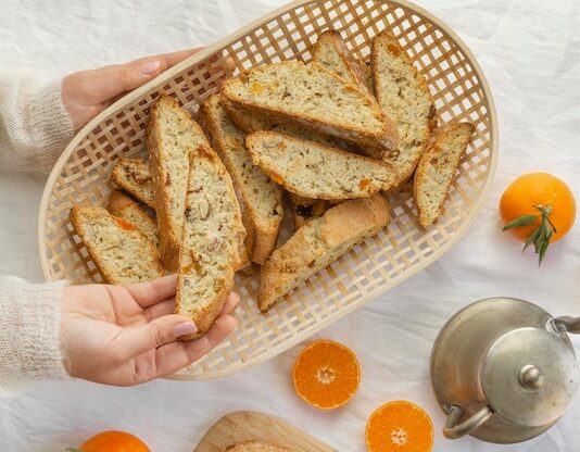 Как приготовить сухарики из батона на сковороде